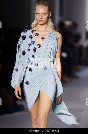 Paris, France. 3rd Oct, 2021. A model presents a creation during the Spring/Summer 2022 Ready to Wear collection for LANVIN presented as part of the Paris Fashion Week in Paris, France, Oct. 3, 2021. Credit: Xinhua/Alamy Live News Stock Photo