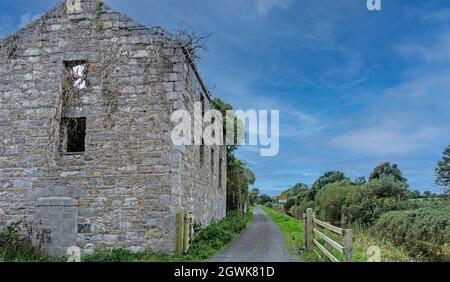 An old canal building on the Royal Canal near Ballymahon in County Longford, Ireland. Stock Photo