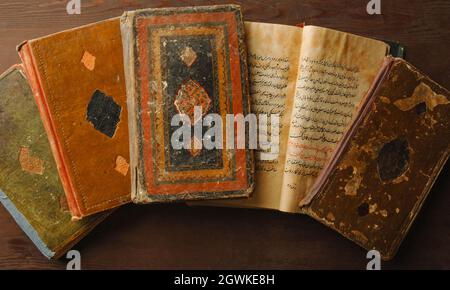 Old Kitab Pile of old vintage manuscripts Stock Photo - Alamy