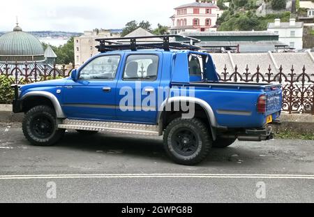 1999 maroon toyota hilux 4x4 pickup