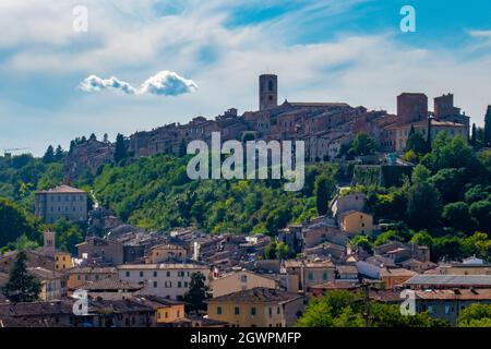 Little medieval town of Colle Val d'Elsa, Tuscany, Italy Stock Photo