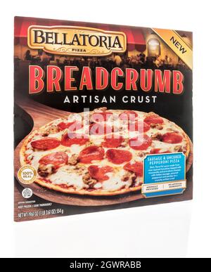 Winneconne, WI -12 September 2021:  A package of Bellatoria breadcrumb pizza on an isolated background Stock Photo