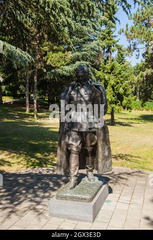 josip-broz-tito-bronze-statuary-at-the-museum-park-museum-of