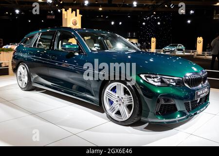 Bmw g21 hi-res stock photography and images - Alamy