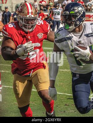 Santa Clara, California, USA. 24th Oct, 2021. San Francisco 49ers wide  receiver Jalen Hurd (14) and wide receiver Jordan Matthews (18) celebrate  field goal on Sunday, October 24, 2021, at Levis Stadium