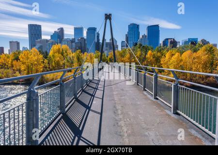 Calgary, Alberta, Canada - 27 September 2021:  Bow River Pathway between Sunnyside and Prince's Island, with Calgary skyline in background Stock Photo