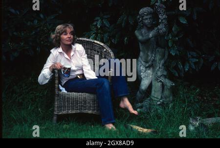 Actress Susannah York relaxes in the garden of her London home in May 1979. Susannah died on the 15th of January 2011 Stock Photo