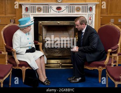 Queen Elizabeth ll meets Irish Prime Minister Enda Kenny at the Government Buildings in Dublin on the second day of a historical State Visit to Ireland on May 18, 2011. **POOL PICTURES 28 DAY UK RESTRICTION *** Stock Photo