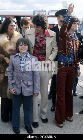 Little Jimmy Osmond of 'Long Haired lover from Liverpool' fame is surrounded by members of the famous Osmond family during a tour of the UK in the early 1970s. Jimmy is currently one of the contestants in 'I'm a Celebrity... Get me out of Here'. Anwar Hussein/allactiondigital.com  Stock Photo