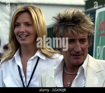 Penny Lancaster, Rod Stewart and family arriving at The Summer Party held  by the Serpentine Gallery and Jimmy Choo, Hyde Park, London. Doug  Peters/allactiondigital.com Stock Photo - Alamy