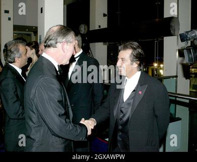 Prince of Wales greets Al Pacino and Jeremy Irons whilst at the Royal European Charity Premiere of Shakespeare's The Merchant of Venice at the Odeon, Leicester Square, London. Prince Charles with director Michael Radford and Lynn Collins. Anwar Hussein/allactiondigital.com  Stock Photo