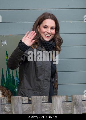 Catherine, Duchess of Cambridge visits Robin Hood Primary School in London Stock Photo