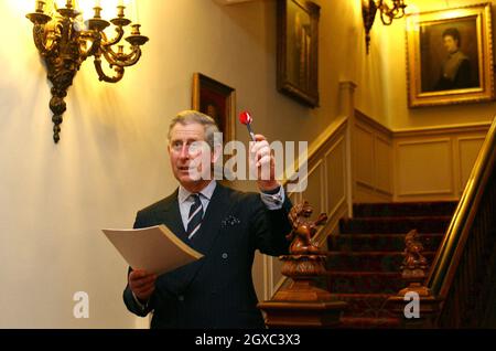 Prince Charles, Prince of Wales delivers a speech during 'The Pub is the Hub' reception to mark the 5th anniversary of the project aimed at moving rural services into pubs, at Clarence House in London on March 9, 2007. Stock Photo