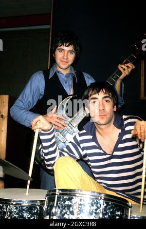 Briitish musicians David Essex (left) and Keith Moon on the set of the film Stardust, directed by Michael Apted. Stock Photo