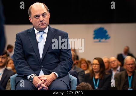 Manchester, England, UK. 5th Oct, 2021. PICTURED: Rt Hon Ben Wallace MP - Secretary of State for Defence. Scenes during the at the Conservative party Conference #CPC21. Credit: Colin Fisher/Alamy Live News Stock Photo