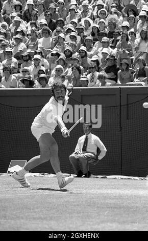 John Newcombe, Australian Open 1976, Quarter Final, Kooyong Lawn Tennis Club, 26 Dez.1975 - 4 Jan.1976, Melbourne. Stock Photo