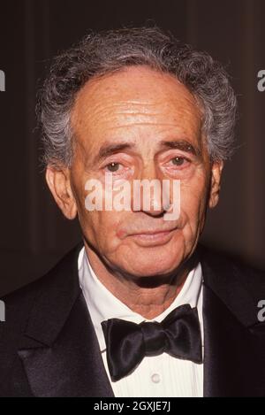 Joey Bishop 1988 Credit: Ralph Dominguez/MediaPunch Stock Photo - Alamy