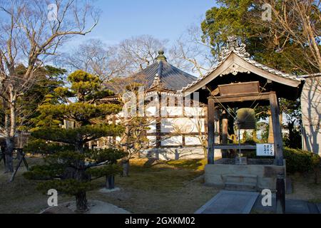 Cerimonial Bell, Kanjizai-ji Buddhist temple, Ainan, Ehime Prefecture, Japan Stock Photo