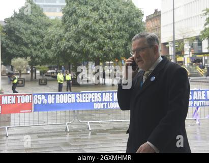 Manchester, UK, 5th October, 2021. Labour MP for Brent North, Barry Gardiner, who has been lobbying for his Stop Fire & Rehire Private Members bill in Manchester, seen outside the 2021 Conservative Party Conference in Manchester.  Barry Gardiner MP introduced a Private Member’s Bill on 16th June 2021 to outlaw Fire & Rehire in the UK, where employers fire staff and rehire them on worse pay and conditions. Credit: Terry Waller/Alamy Live News Stock Photo