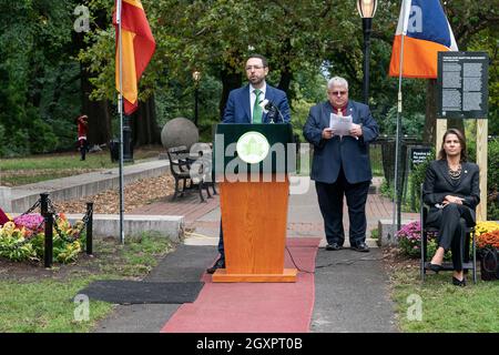 Avangrid (Iberdrola Group) Senior Vice President - Chief of Staff Manuel Gonzalez Igual speaks during unveiling of the new Spanish Memorial Plaque in Fort Greene Park in New York on October 5, 2021. The original plaque was presented by King Juan Carlos of Spain and dedicated in 1976 to honor the country's bicentennial and commemorate the Spanish and Spanish-speaking contributions to American freedom during the Revolution. The plaque was later removed from its horizontal granite plinth because of its compromised condition and is now on view in the park's visitor center. (Photo by Lev Radin/Sipa Stock Photo