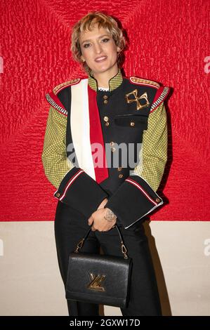 Paris, France. October 05, 2021, Agathe Rousselle attends the Louis Vuitton Cocktail Womenswear Spring/Summer 2022 as part of Paris Fashion Week on October 05, 2021 in Paris, France. Photo by Laurent Zabulon/ABACAPRESS.COM Stock Photo