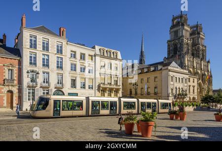 Orleans, Tramway Line B, Place de l'Etape Stock Photo