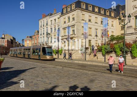 Orleans, Tramway Line B, Place de l'Etape Stock Photo