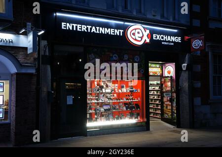 CEX entertainment exchange red shop front sign in Torquay Stock Photo ...