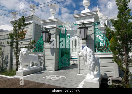 Belvedere Guest House for Men, an exclusive gay resort on the bay in Cherry Grove, Fire Island, New York, USA. Stock Photo