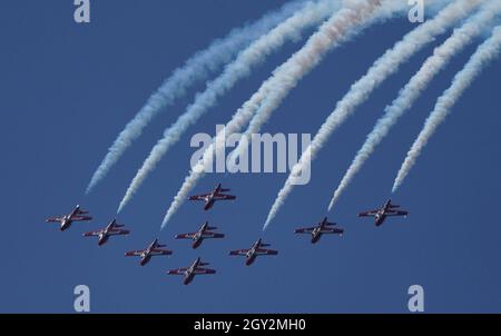 Huntington Beach, CA, USA. 2nd Oct, 2021. The CANADIAN FORCES SNOWBIRDS performing at the Pacific Airshow 2021, Huntington Beach, California, USA, October 1, 2021. An estimated 1.5 million people attended the fifth annual Pacific Airshow over the weekend. Featured performers included The US Navy Blue Angeles, The US Air Force Thuderbirds, Canadian Forces Snowbirds, Lyons Air Museum B-52, US Navy Leap Frogs, US Army Golden Knights, US Navy F35c demo team, US Navy EA-18 G Growler Legacy Flight Team, Greg Colyer T-22 ''Ace Maker'' jet, Red Bull Air Force, Michael Wiscus - Lucas Oil, Orbis F Stock Photo