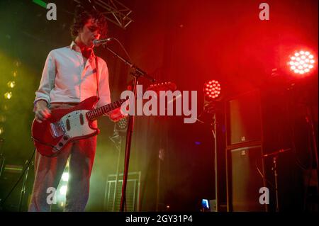 Manchester, UK. 06th October 2021. Grian Chatten, Carlos O'Connell, Conor Curley, Conor Deegan III, and Tom Coll of the band Fontaines D.C. perform the first of a 3 night run at Manchester Academy. 2021-10-06. Credit:  Gary Mather/Alamy Live News