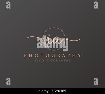 IA feminine logo. Usable for Nature, Salon, Spa, Cosmetic and Beauty Logos. Flat Vector Logo Design Template Element. Stock Vector