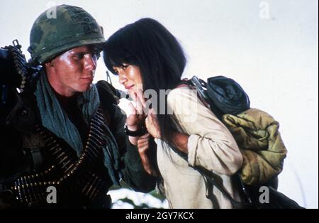 Casualties of War Year : 1989 USA Director :  Brian De Palma Don Harvey, Thuy Thu Le Stock Photo