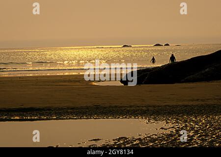 Beautiful sunset at Hobuck Beach, Neah Bay, Washington Stock Photo - Alamy