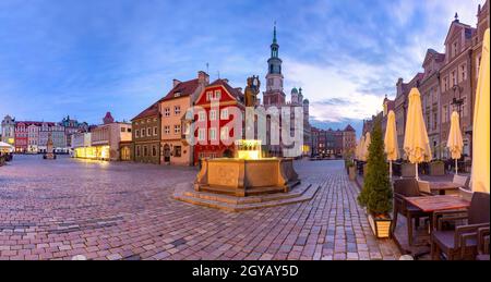 Morning panorama of Poznan Town Hall on Old Market Square in Old Town, Poznan, Poland Stock Photo