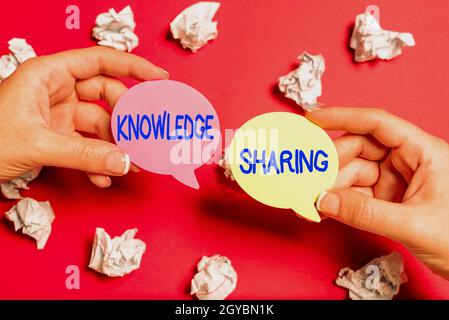 Sign displaying Knowledge Sharing, Conceptual photo deliberate exchange of information that helps with agility Brainstorming Problems And Solutions As Stock Photo