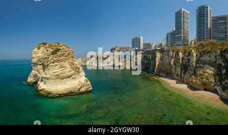 LEBANON, BEIRUT, RAS BEIRUT, GROTTE AUX PIGEONS, PIGEON ROCK (RAOUCHE) Stock Photo