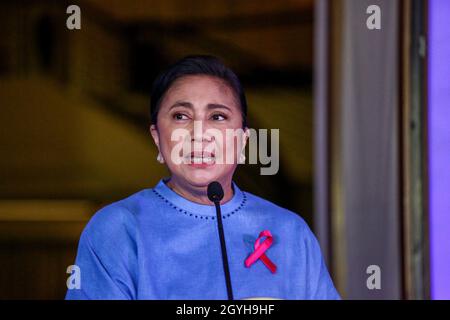 Quezon City, Metro Manila, Philippines. 8th October 2021. Vice President Leni Robredo announcing her presidential bid for the 2022 national elections. After a long-anticipated decision, Leni Robredo announced her presidential bid leading her to another competition with the son of the late dictator Ferdinand Marcos who is also seeking for presidency. Credit: Majority World CIC/Alamy Live News Stock Photo