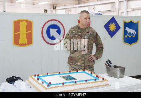 Brig. Gen. Howard Geck, commanding general, 103rd Expeditionary Sustainment Command, gives a powerful speech at the Black History Month cake cutting ceremony at  Camp Arifjan, Kuwait, Feb. 1, 2020. (U.S. Army Reserve photo by Spc. Dakota Vanidestine) Stock Photo