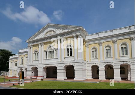 The Arts House, the former Old Parliament House, at Empress Place is the oldest government building in Singapore Stock Photo