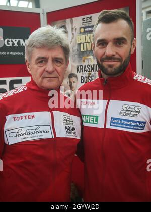 Ex-world Champion Dominic Bösel With Trainer Georg Bramowski After Weighing In Before Rematch Against World Champion Robin Krasniqi At The SES Boxing Stock Photo