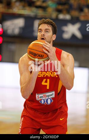 A Coruña, Spain .Pau Gasol shooting for the basket during the friendly basketball match between Spain and Canada in A Coruña on August 6, 2014 Stock Photo