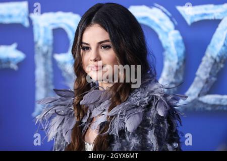 Hollywood, United States. 09th Oct, 2021. (FILE) Selena Gomez and Chris Evans Dating Rumors. HOLLYWOOD, LOS ANGELES, CALIFORNIA, USA - NOVEMBER 07: Singer Selena Gomez arrives at the World Premiere Of Disney's 'Frozen 2' held at the Dolby Theatre on November 7, 2019 in Hollywood, Los Angeles, California, United States. (Photo by Xavier Collin/Image Press Agency/Sipa USA) Credit: Sipa USA/Alamy Live News Stock Photo