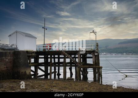 Abandoned old Victorian wooden pier building at Dunoon Stock Photo