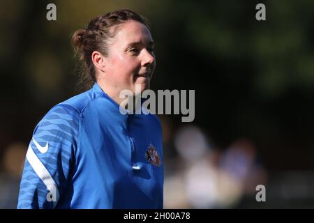 HETTON, UK. OCTOBER 10TH Melanie Reay, Sunderland Head Coach, seen during the FA Women's Championship match between Sunderland and Durham Women FC at Eppleton CW, Hetton on Sunday 10th October 2021. (Credit: Will Matthews | MI News) Credit: MI News & Sport /Alamy Live News Stock Photo