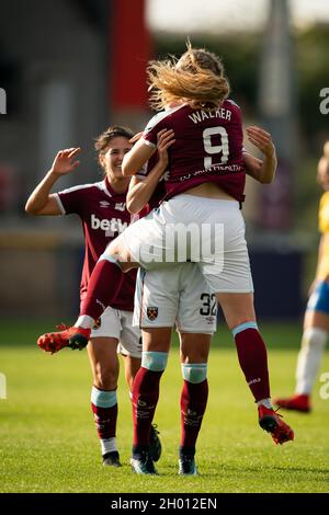 West Ham United's Claudia Walker celebrates scoring her side's first goal during the FA Women's Super League match at Chigwell Construction Stadium, London. Picture date: Sunday October 10, 2021. Stock Photo