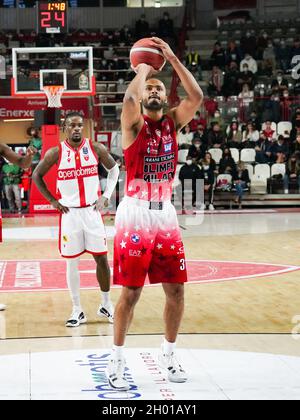 armani exchange arena