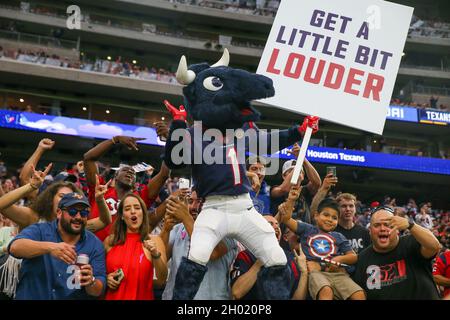 Houston texans mascot hi-res stock photography and images - Page 2 - Alamy