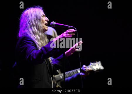 Rome, Italy. 10th Oct, 2021. Patti Smith during the concert at La Nuvola Roma, as part of the first edition of the event Riemergere promoted by EUR Culture per Roma, 10 October 2021 Credit: Independent Photo Agency/Alamy Live News Stock Photo