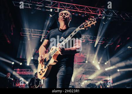 Bournemouth, UK. 10th Oct, 2021. Manic Street Preachers at O2 Academy, Bournemouth, UK. 10 October 2021.Credit: Charlie Raven/Alamy Live News Credit: Charlie Raven/Alamy Live News Stock Photo